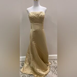 NWT 2 Be Social Dress. Size 14